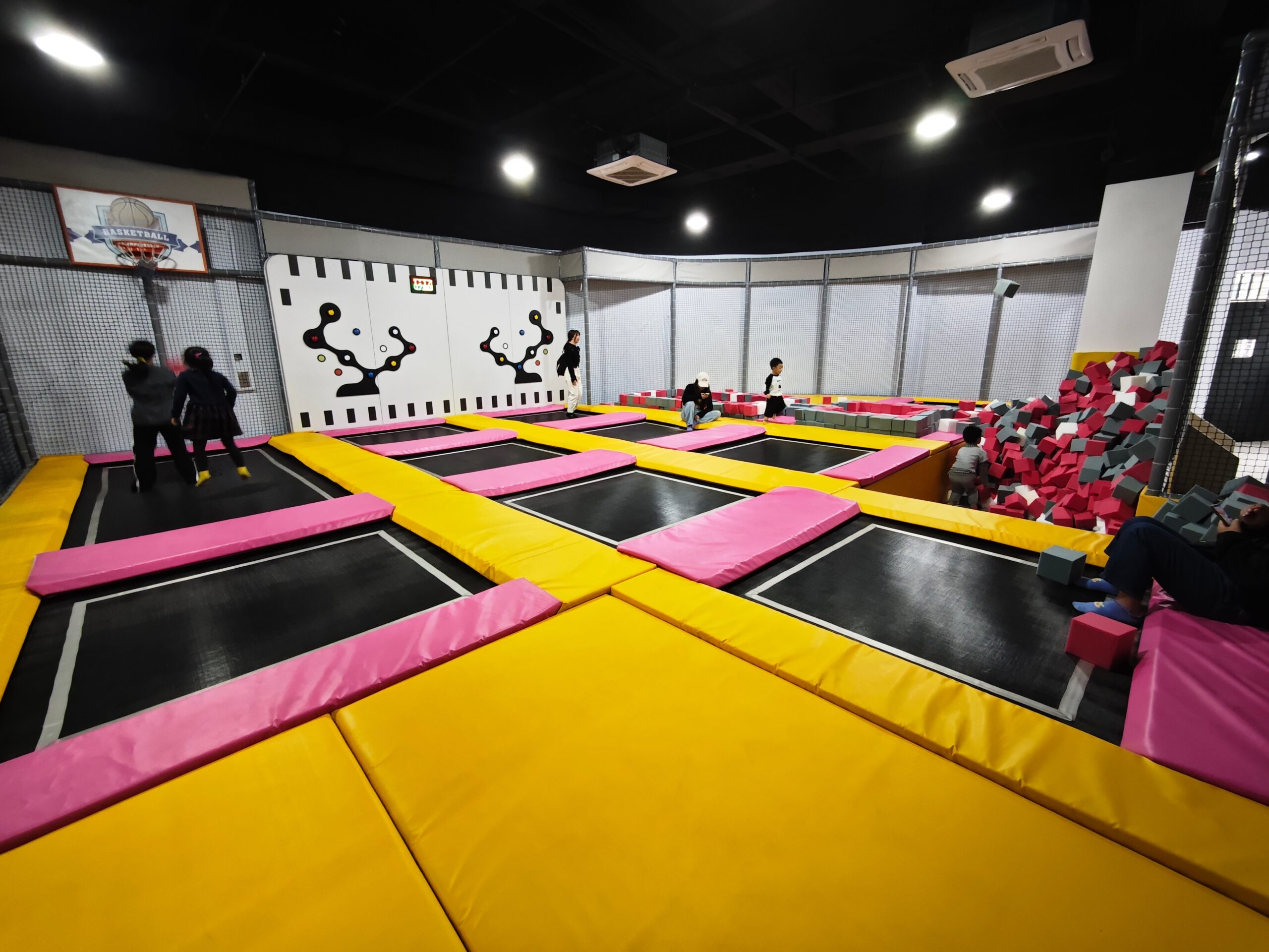 How to choose children’s amusement equipment Make
