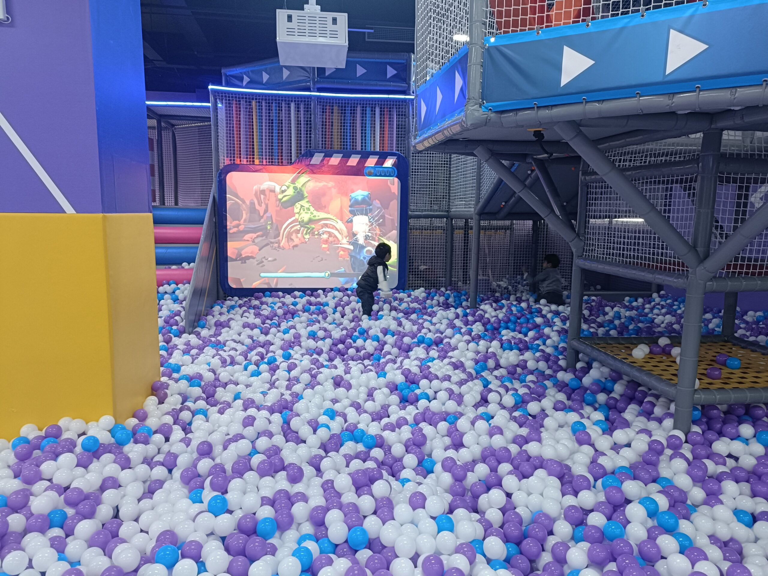 How to create a sports hall that truly attracts teenagers of amusement projects？